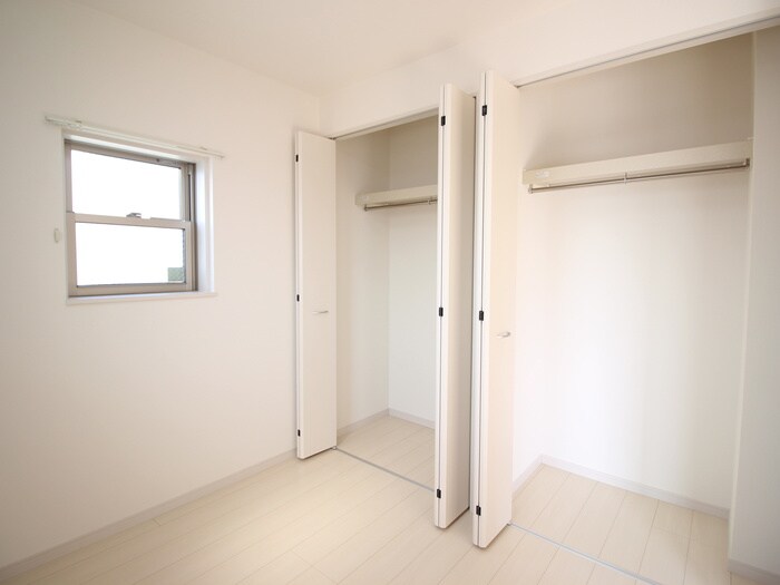 物件内観写真10　(居室)