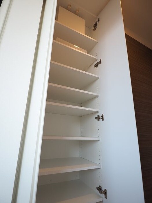 物件内観写真16　(靴箱)