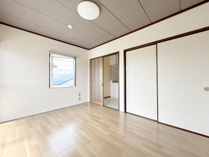 物件内観写真8　(居室)