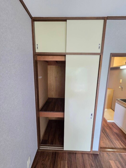 物件内観写真15　(収納)
