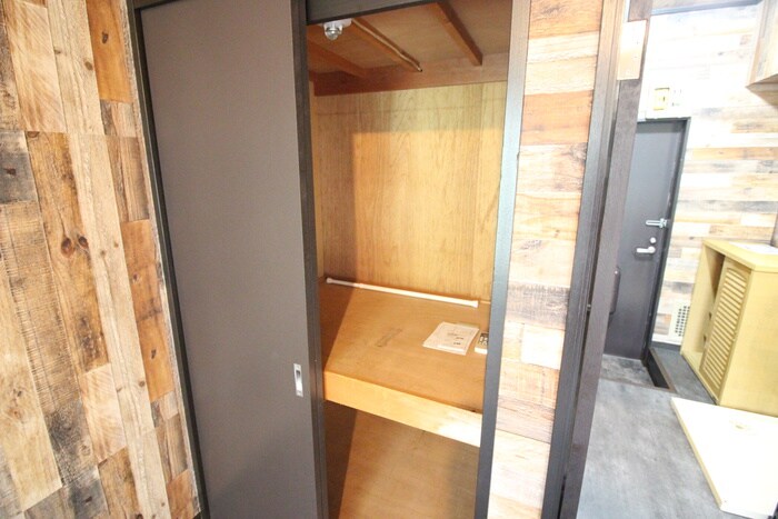 物件内観写真18　(収納)