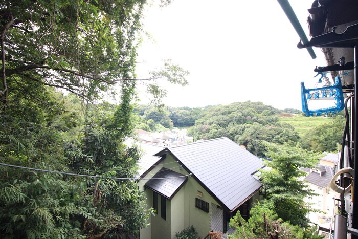 物件内観写真22　(室内からの展望)