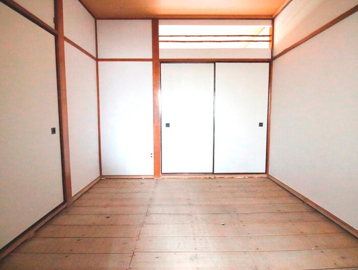 物件内観写真9　(居室)