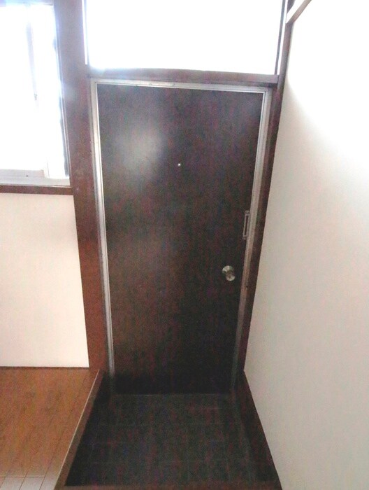 物件内観写真19　(玄関)