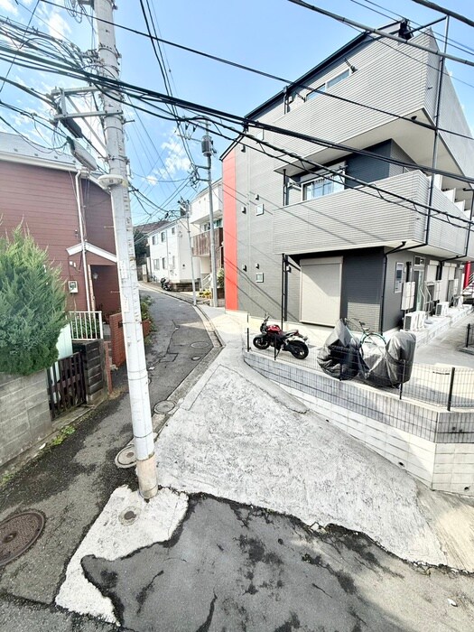 物件内観写真15　(室内からの展望)