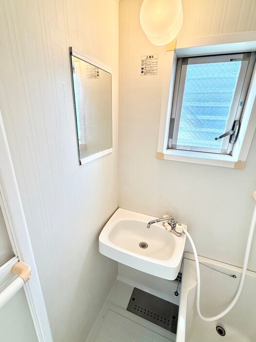 物件内観写真16　(洗面)