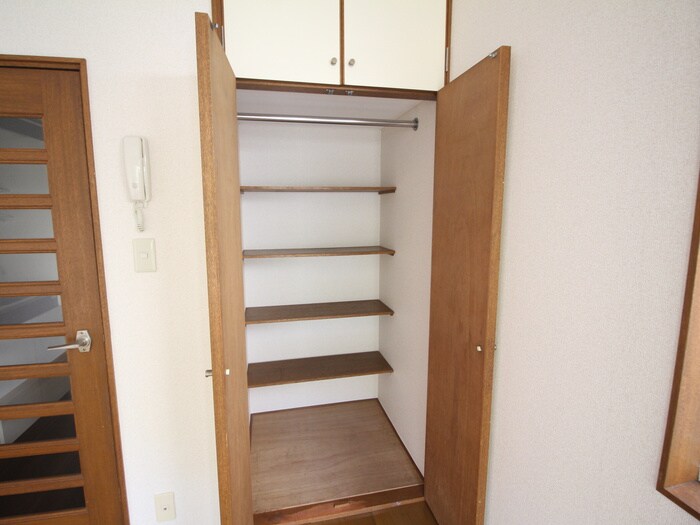 物件内観写真10　(収納)