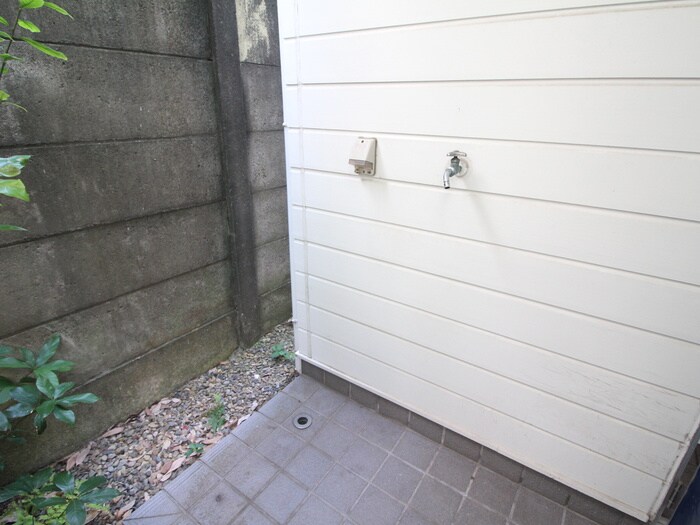 物件内観写真18　(洗濯機置場)