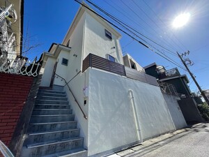 玉川学園8丁目ﾌﾙﾘﾉﾍﾞｰｼｮﾝ貸家外観写真