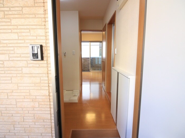 物件内観写真16　(廊下)