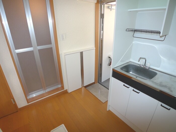 物件内観写真18　(玄関)