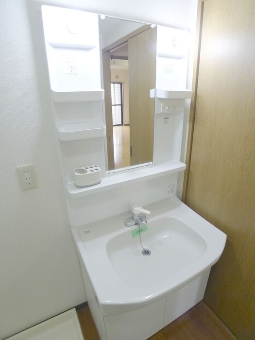 物件内観写真12　(洗面)