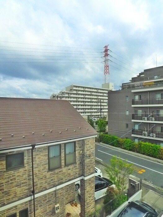 物件内観写真16　(室内からの展望)