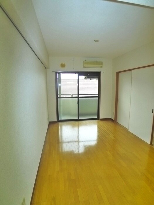 物件内観写真21　(居室)