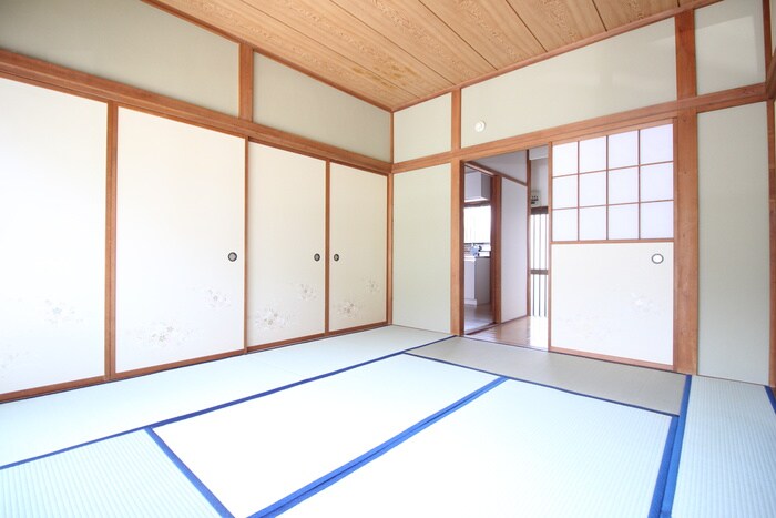 物件内観写真6　(居室)