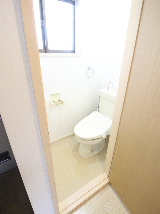 物件内観写真15　(トイレ)