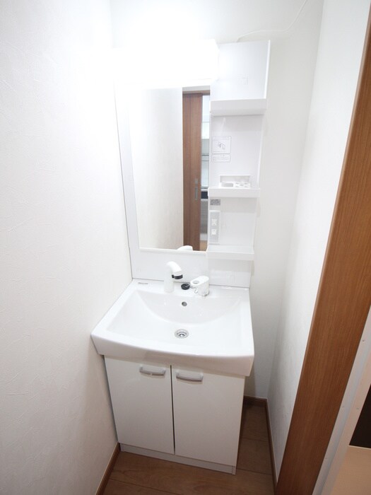 物件内観写真10　(洗面)