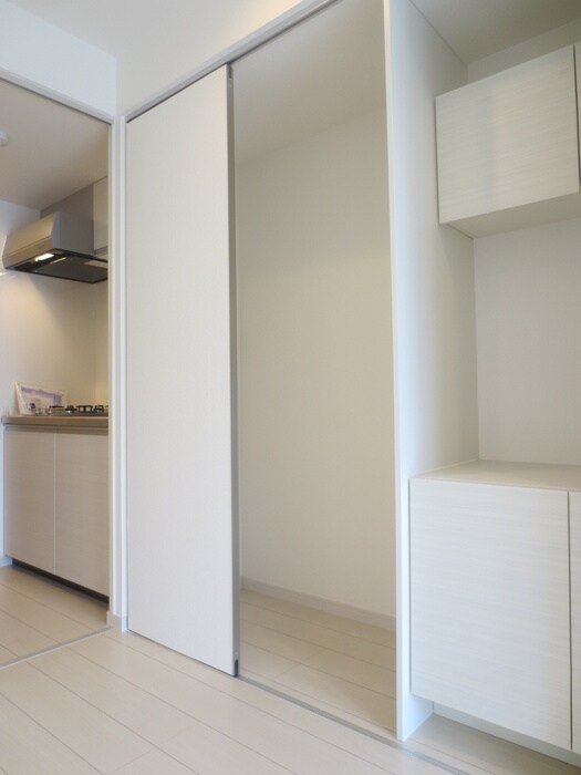 物件内観写真11　(収納)