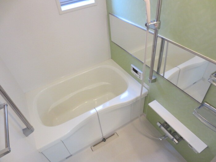 物件内観写真12　(バス／シャワールーム等)