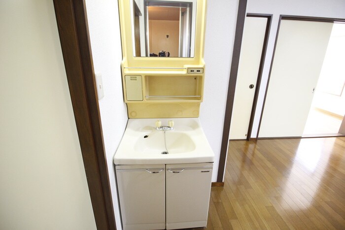 物件内観写真13　(洗面)