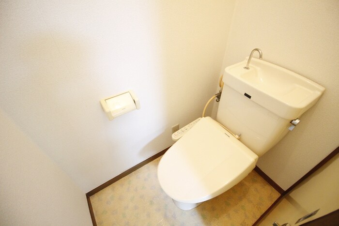 物件内観写真15　(トイレ)