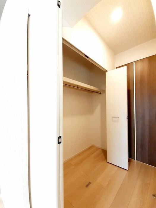 物件内観写真8　(収納)