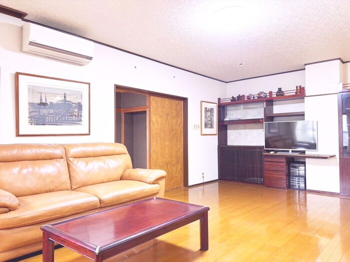 物件内観写真8　(居室)