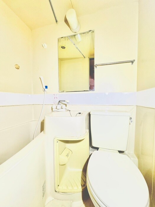 物件内観写真12　(洗面)