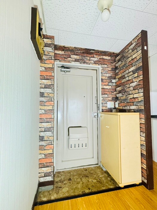 物件内観写真17　(玄関)