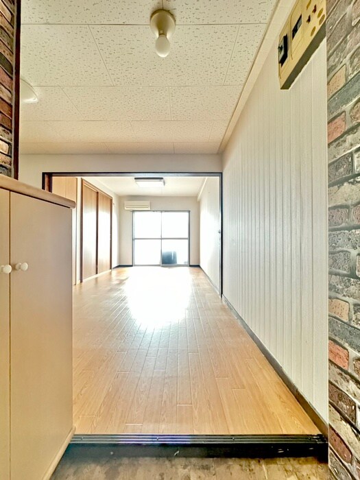 物件内観写真18　(廊下)