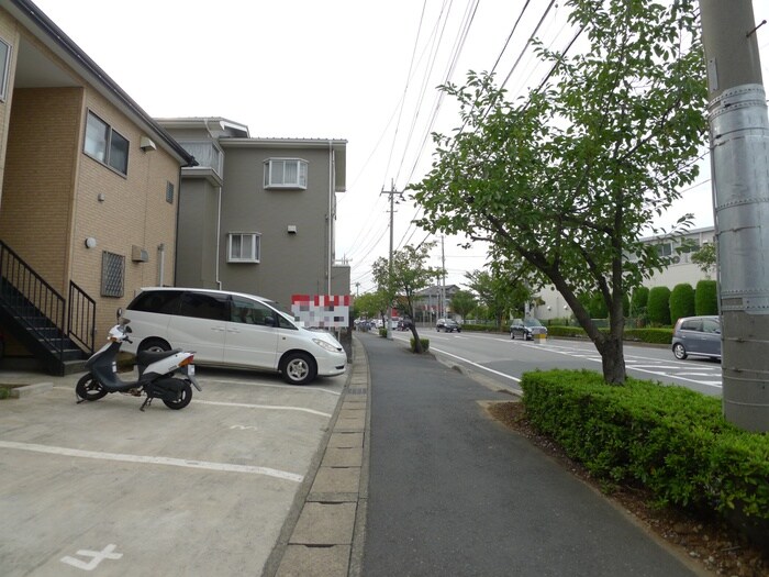 物件外観写真3　(周辺環境)