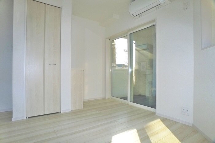 物件内観写真7　(居室)