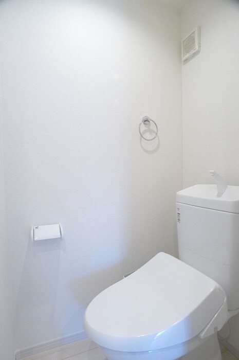 物件内観写真13　(トイレ)