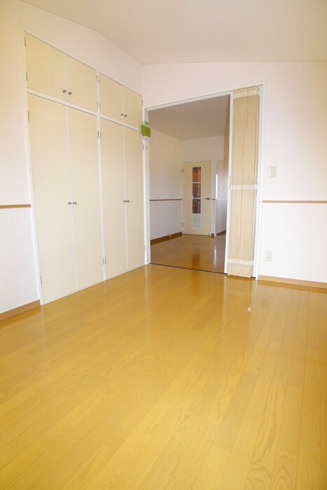 物件内観写真22　(居室)