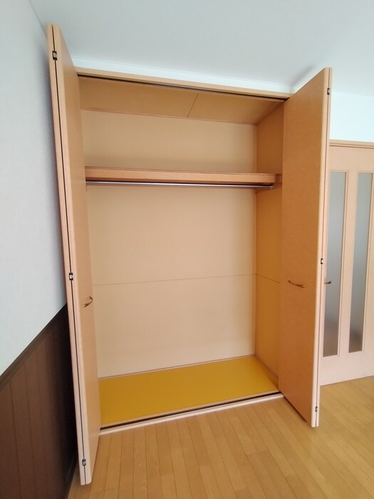 物件内観写真16　(収納)