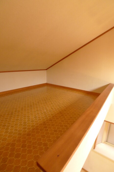 物件内観写真11　(ロフト)