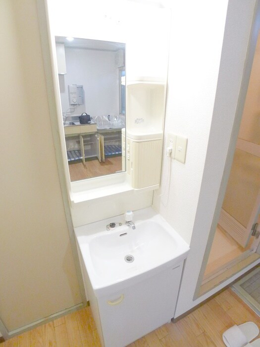 物件内観写真13　(洗面)