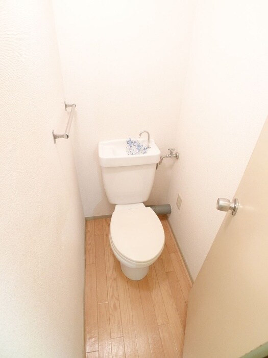 物件内観写真18　(トイレ)