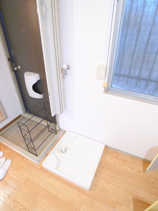 物件内観写真19　(洗濯機置場)