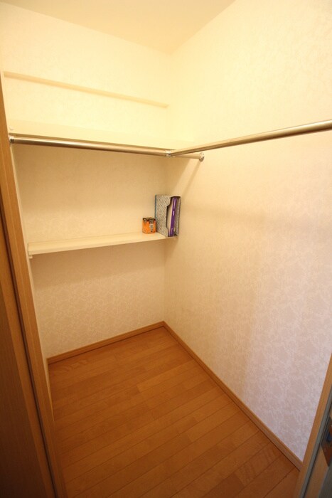 物件内観写真11　(収納)