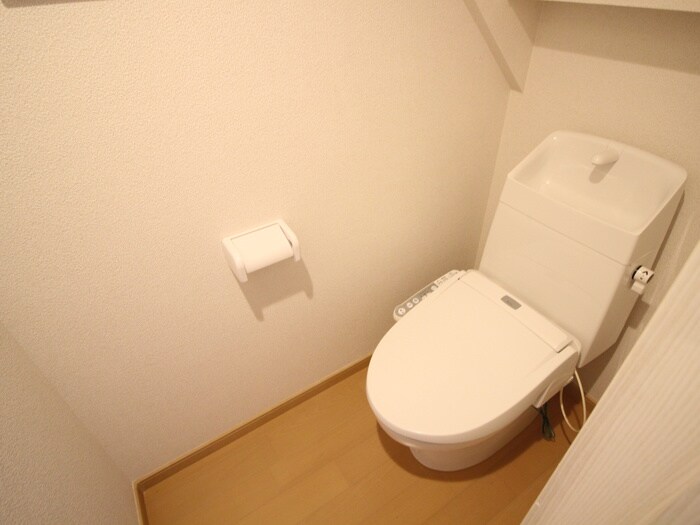 物件内観写真10　(トイレ)