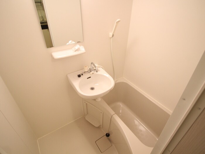 物件内観写真13　(バス／シャワールーム等)