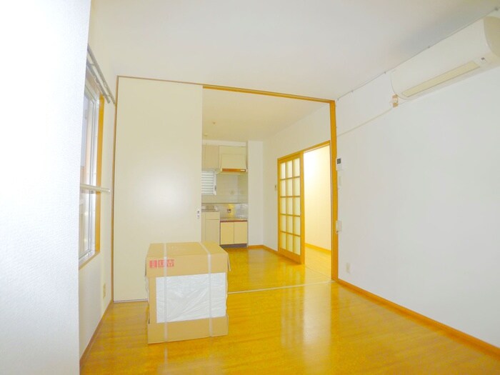 物件内観写真21　(居室)