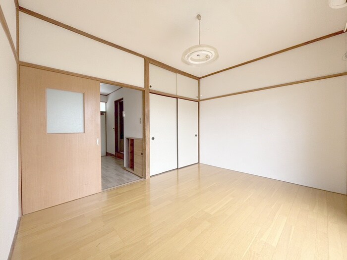 物件内観写真6　(居室)