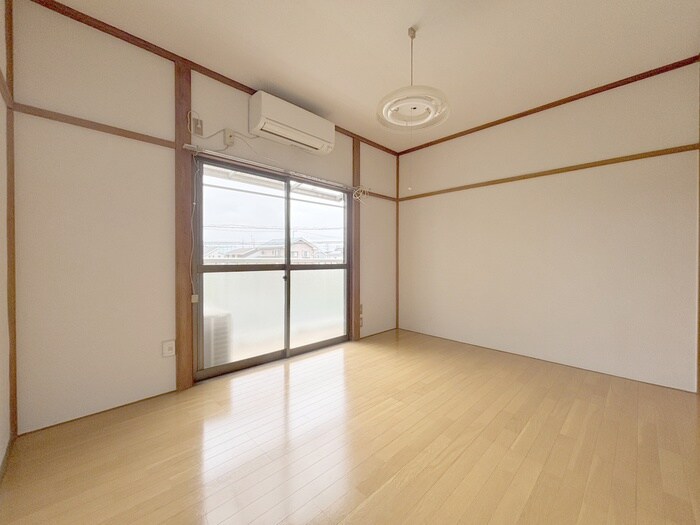 物件内観写真8　(居室)