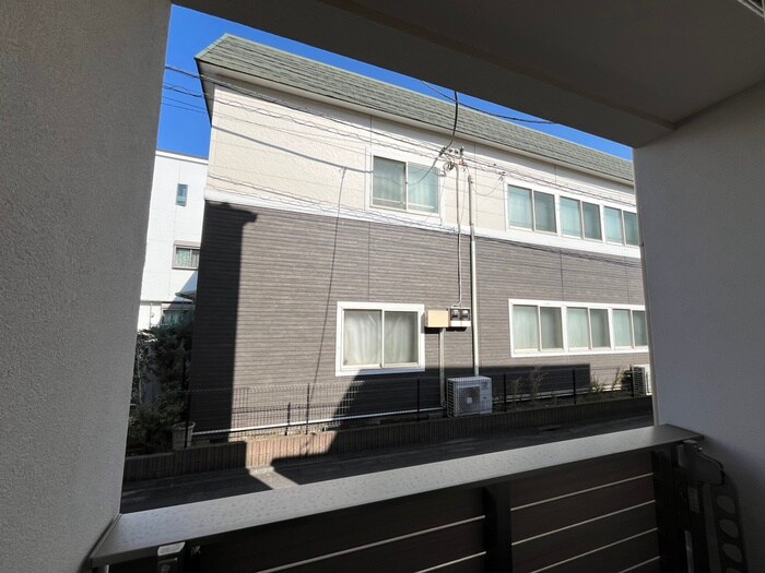 物件内観写真7　(室内からの展望)