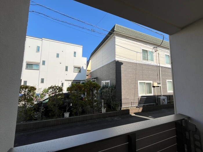 物件内観写真13　(室内からの展望)