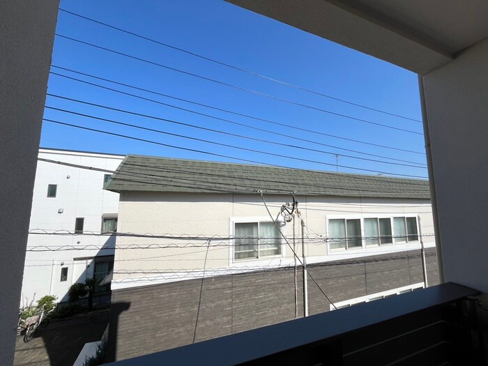 物件内観写真16　(室内からの展望)