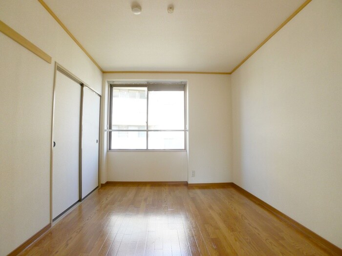 物件内観写真13　(居室)