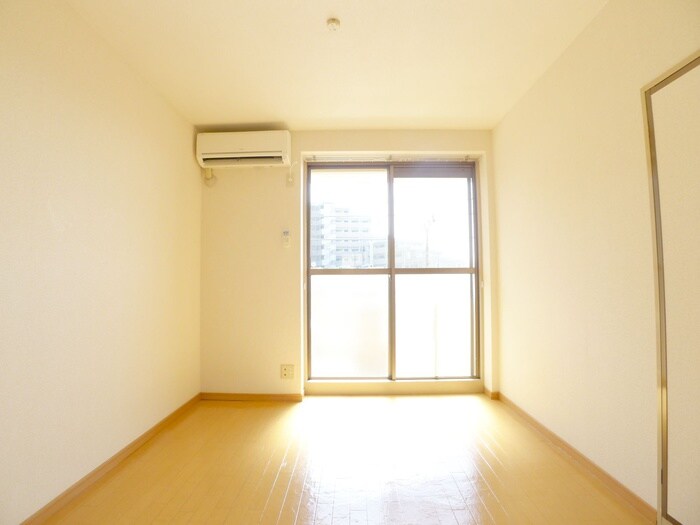 物件内観写真14　(居室)